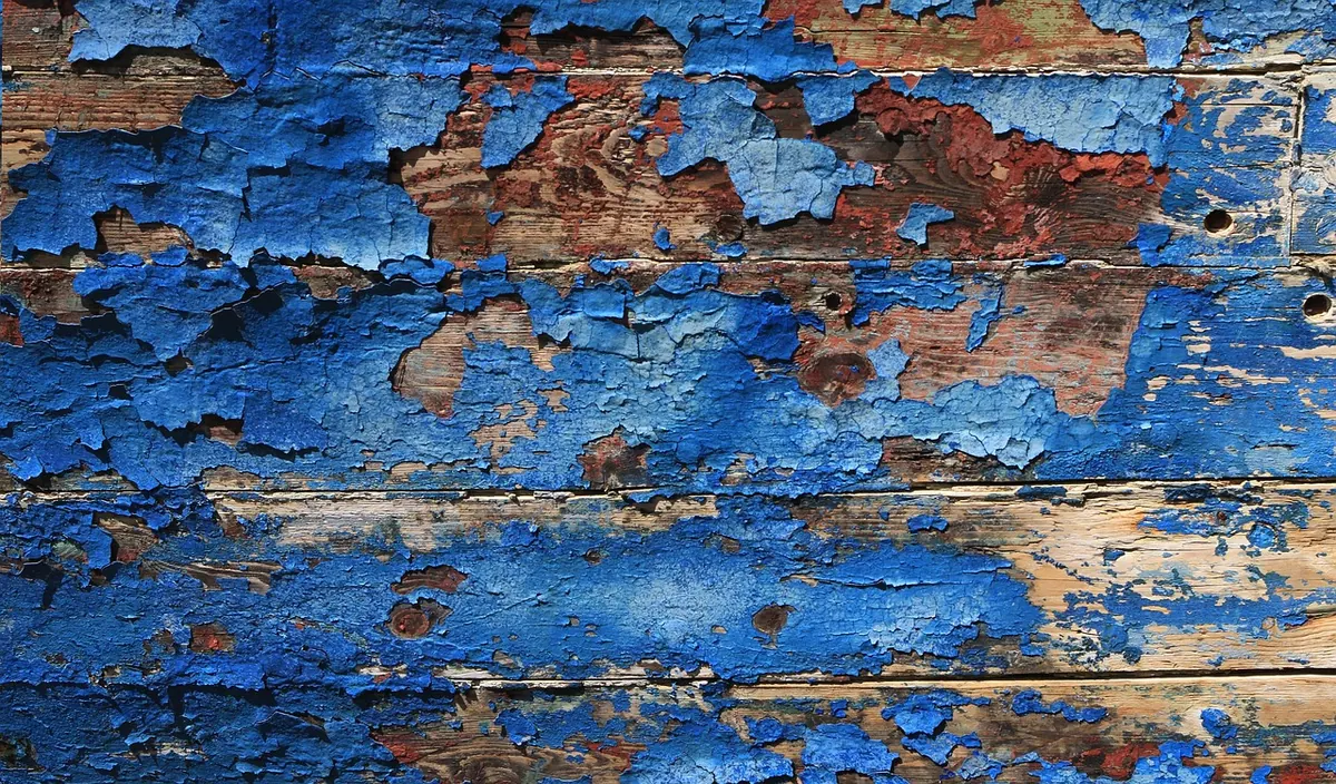 How to Repair Cracked Render Before Damp Gets Into Your Walls